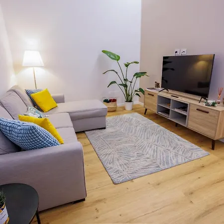 Feltrinelli Apartment *