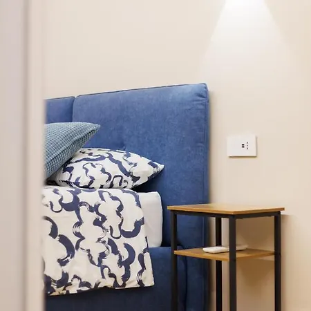 Feltrinelli * מודנה