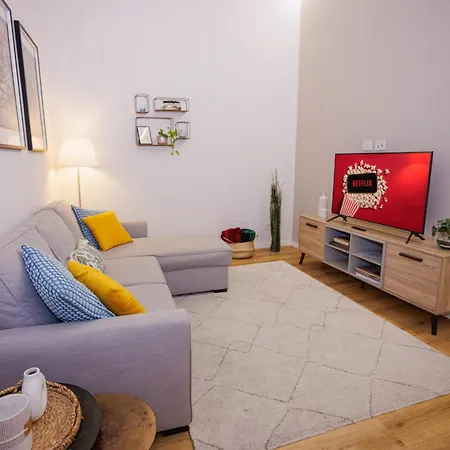 Feltrinelli * Μόντενα